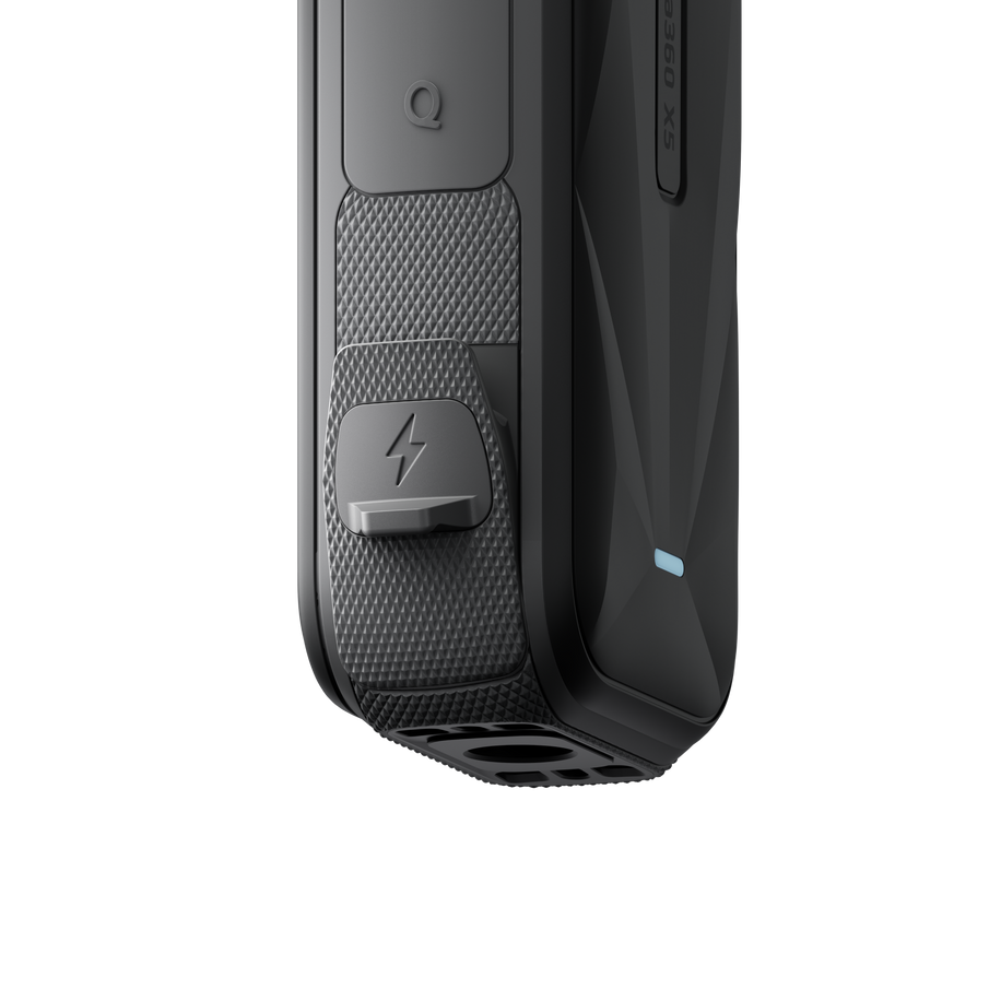 Capac USB rezistent la intemperii Insta360 X5 — imagine 5